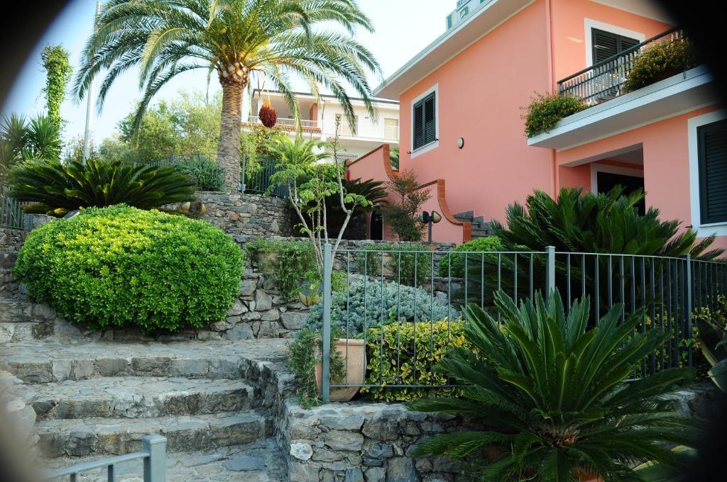 Residence La Cycas Villammare Bagian luar foto