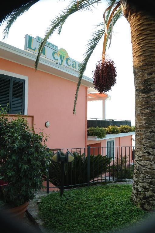 Residence La Cycas Villammare Bagian luar foto