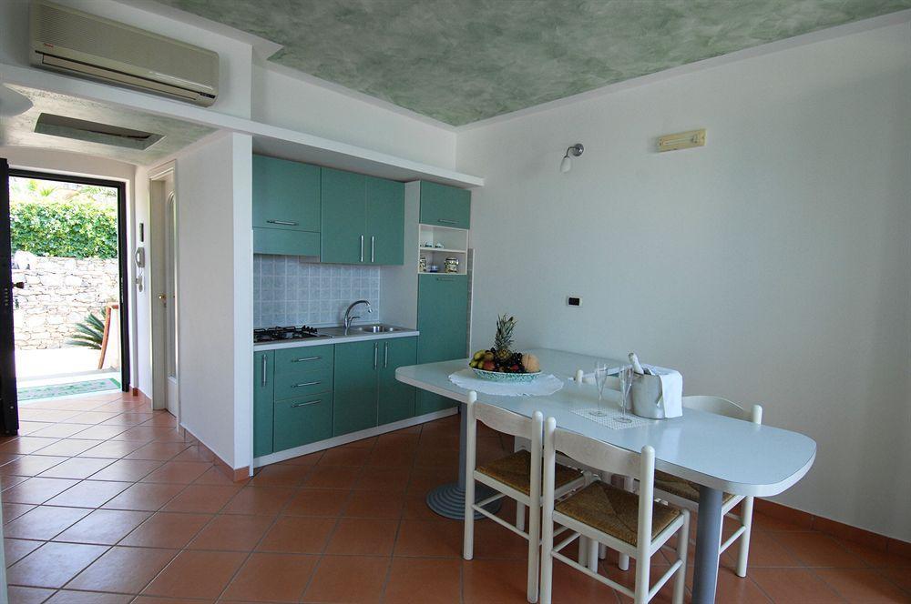 Residence La Cycas Villammare Bagian luar foto