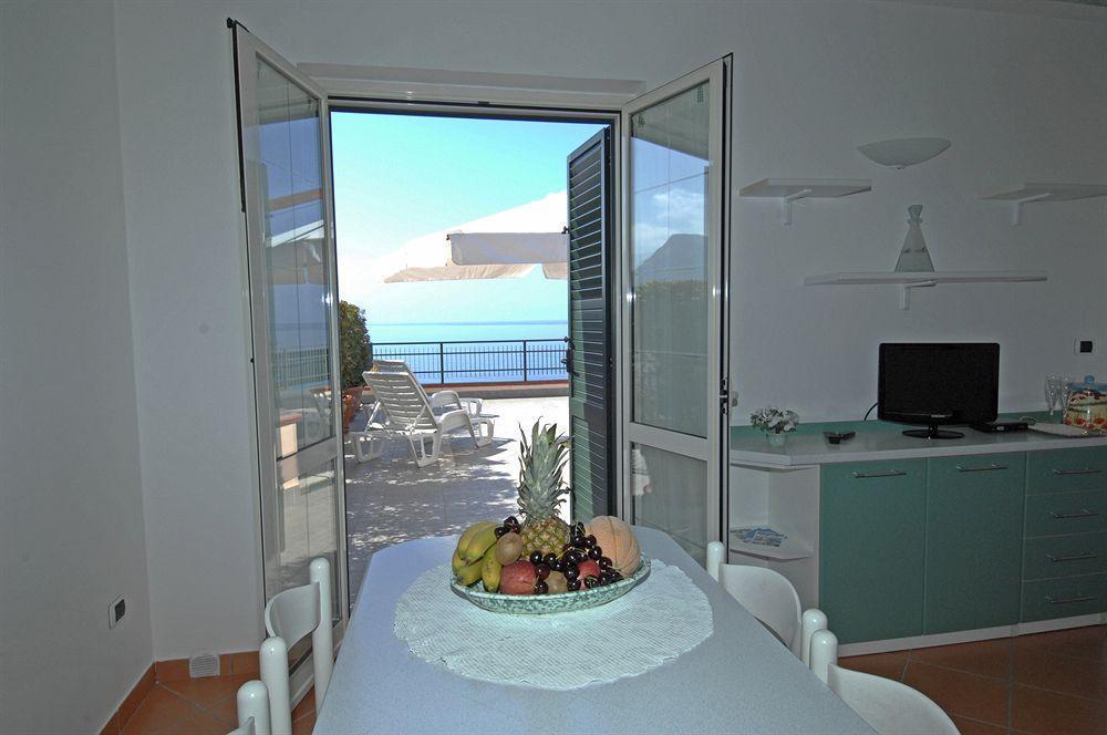 Residence La Cycas Villammare Bagian luar foto